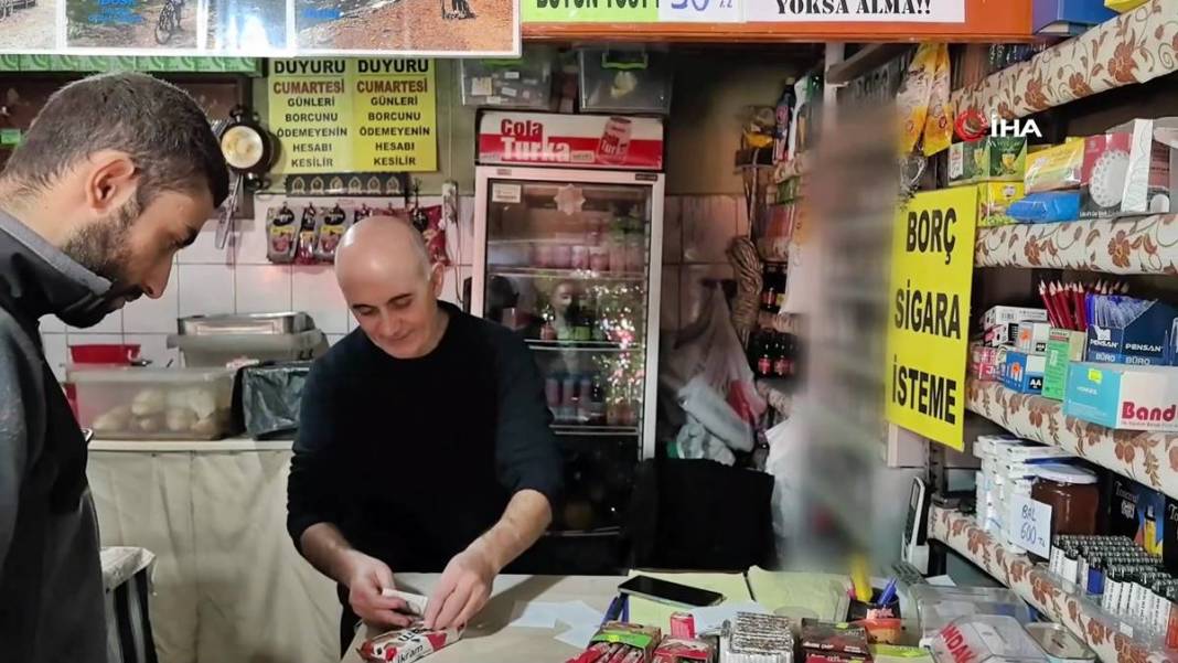 Veresiye isteyenlerden bıktı: Her yere bu yazıyı astı! Aylardır borçlarının peşinde 10